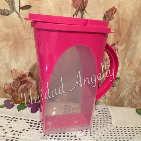 Tupperware - Picture 3 of 4